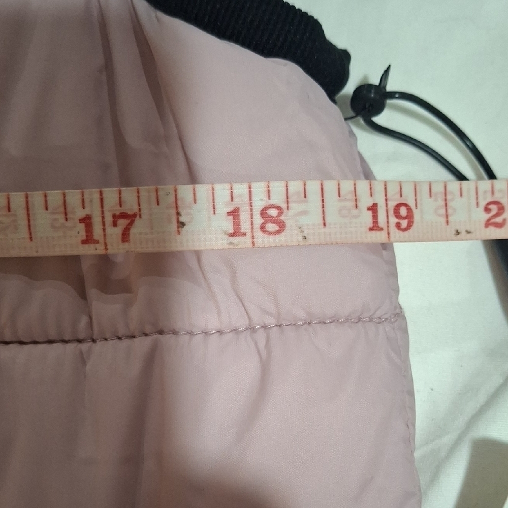 NEW.Calvin Klein Women's Light Pink Quilted Vest with Gray Hood Size XS - Picture 8 of 10